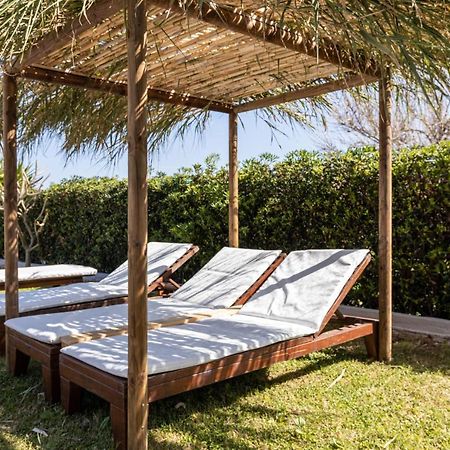 Aparthotel Banana Moon Adelianos Kampos Exterior foto