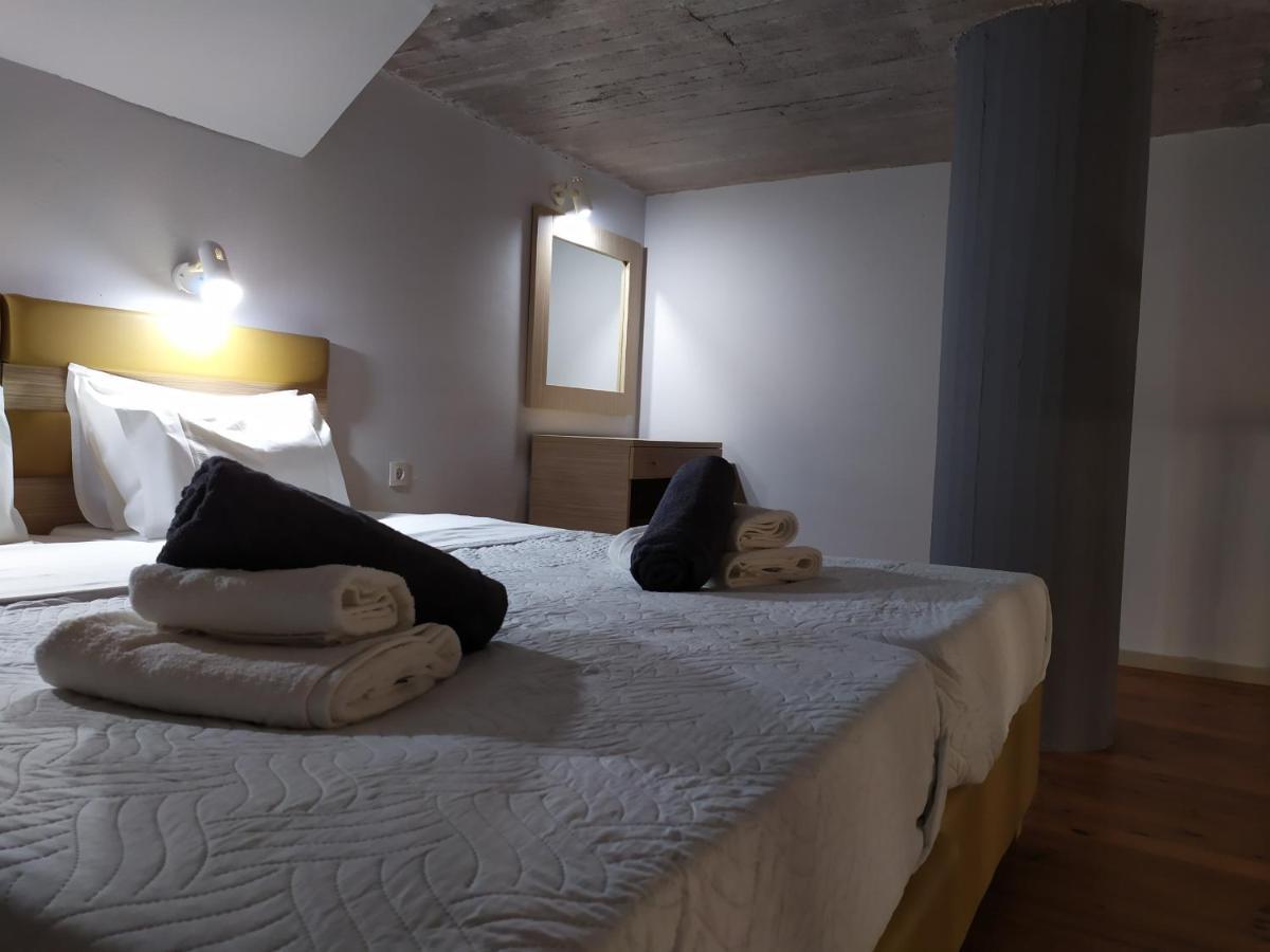 Aparthotel Banana Moon Adelianos Kampos Exterior foto