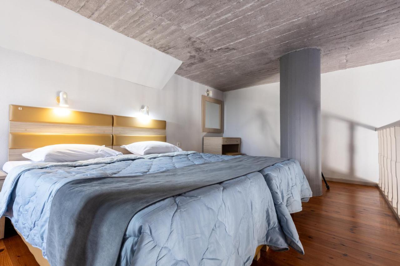 Aparthotel Banana Moon Adelianos Kampos Exterior foto